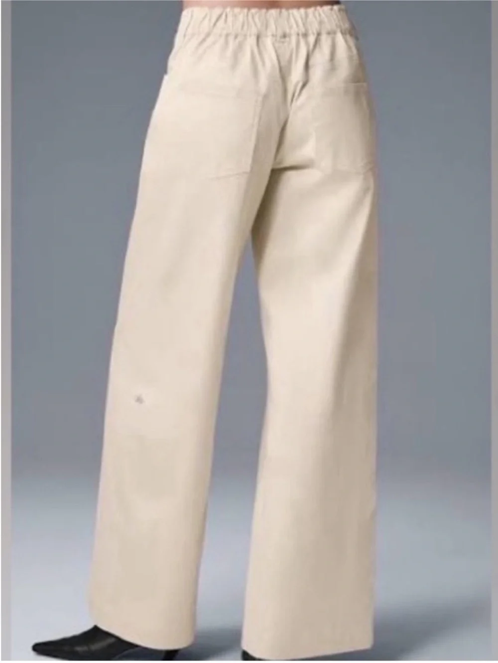 Alo Yoga Low Rise Wanderlust Wide Leg Trousers Oat Milk Tan Sz XS 2-4 W54154R
